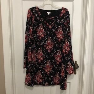 Bell Sleeve Shift Dress